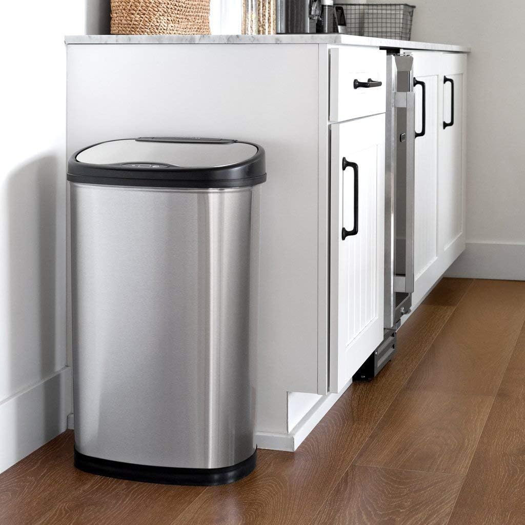 Motion Sensor Trash Can, Large, Silver I6847