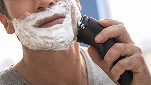 Shaver with Pop-Up Trimmer V578566
