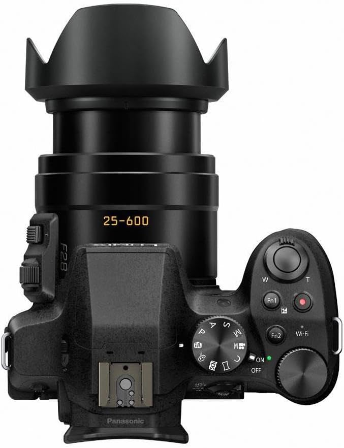 12.1 Megapixel 4K Digital Camera with 24x Zoom, Splash & Dustproof Body P114518