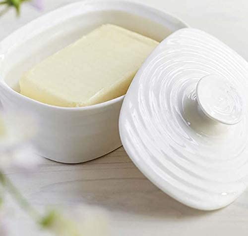 White Covered Butter Dish with Lid, Porcelain, Microwave and Dishwasher Safe M273