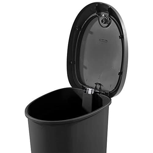 Locking Step-On Trash Can with Lid, 2-Pack K14427