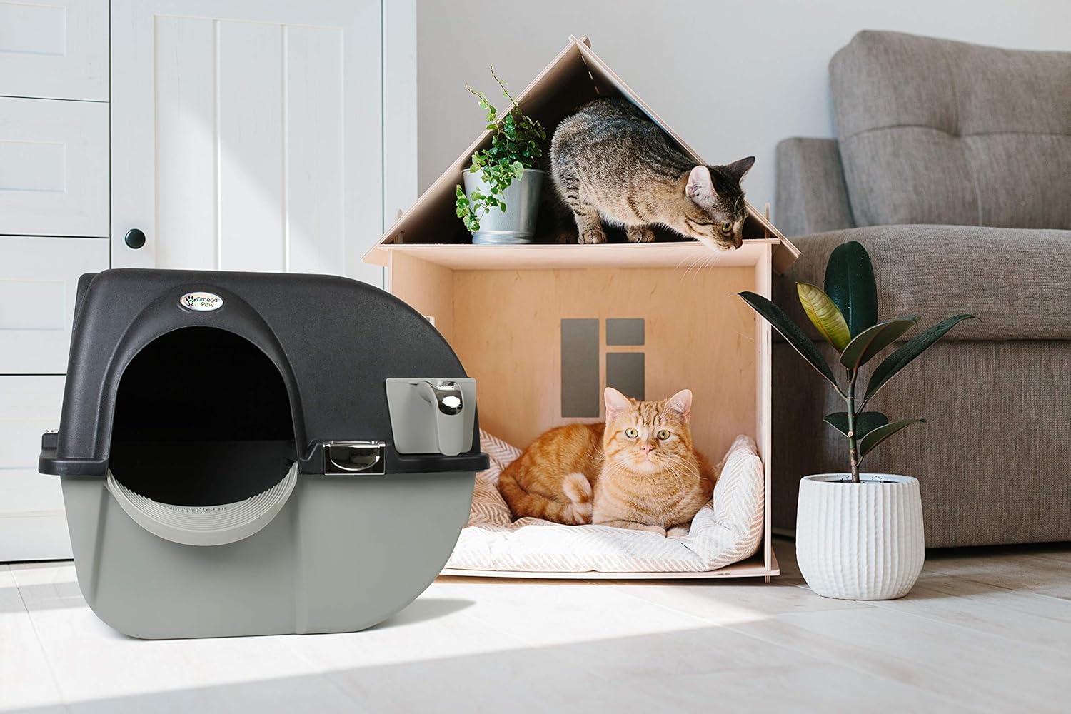 Roll ‘n Clean Litter Box D3382