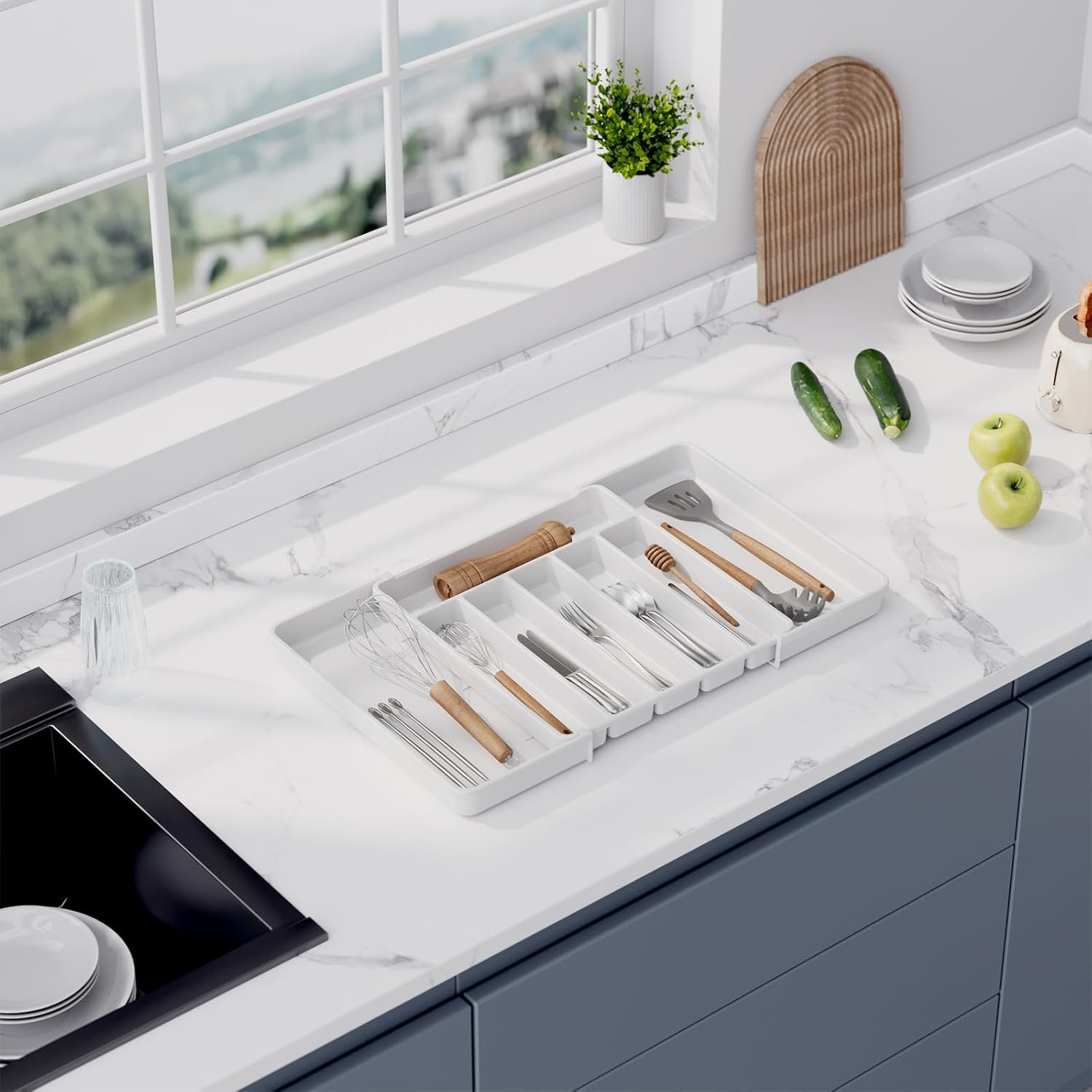 Expandable Silverware Drawer Organizer for Utensils, Cutlery and Storage A607835