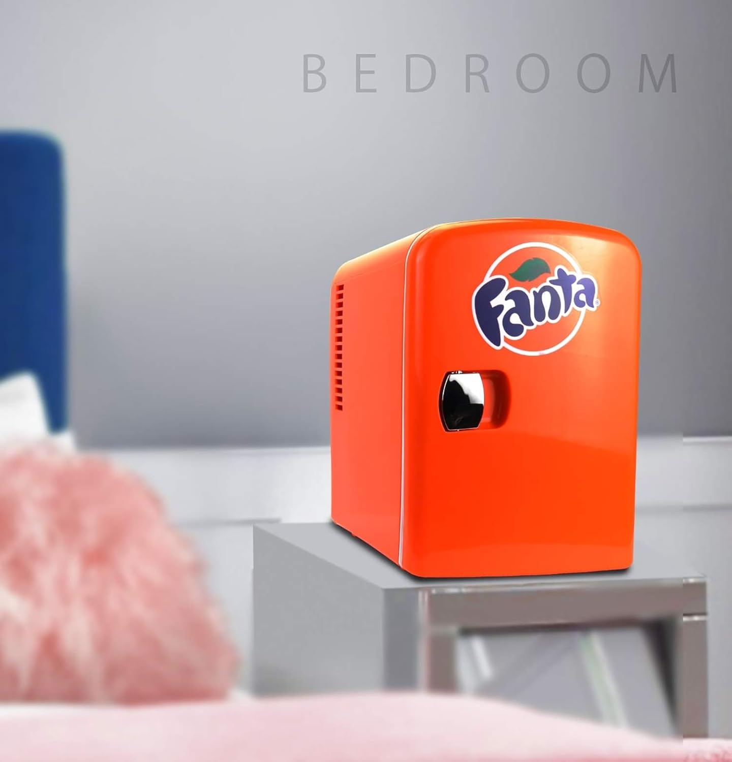 Portable Mini Cooler Fridge for Food and Beverages I839196