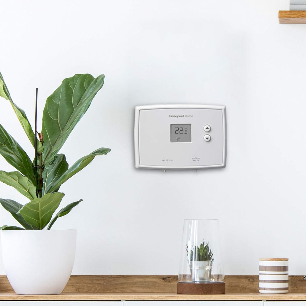 Digital Non-Programmable Thermostat O678819