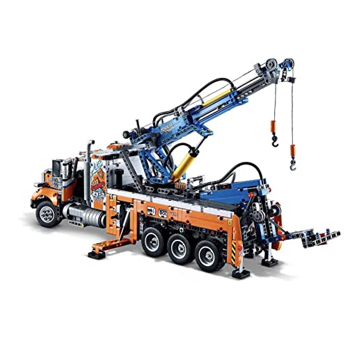 Heavy-Duty Tow Truck with Crane Building Set B7821
