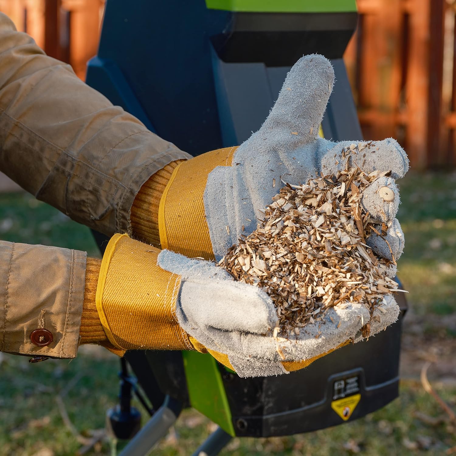 15-Amp Electric Corded Chipper/Shredder with Collection Bag R337969