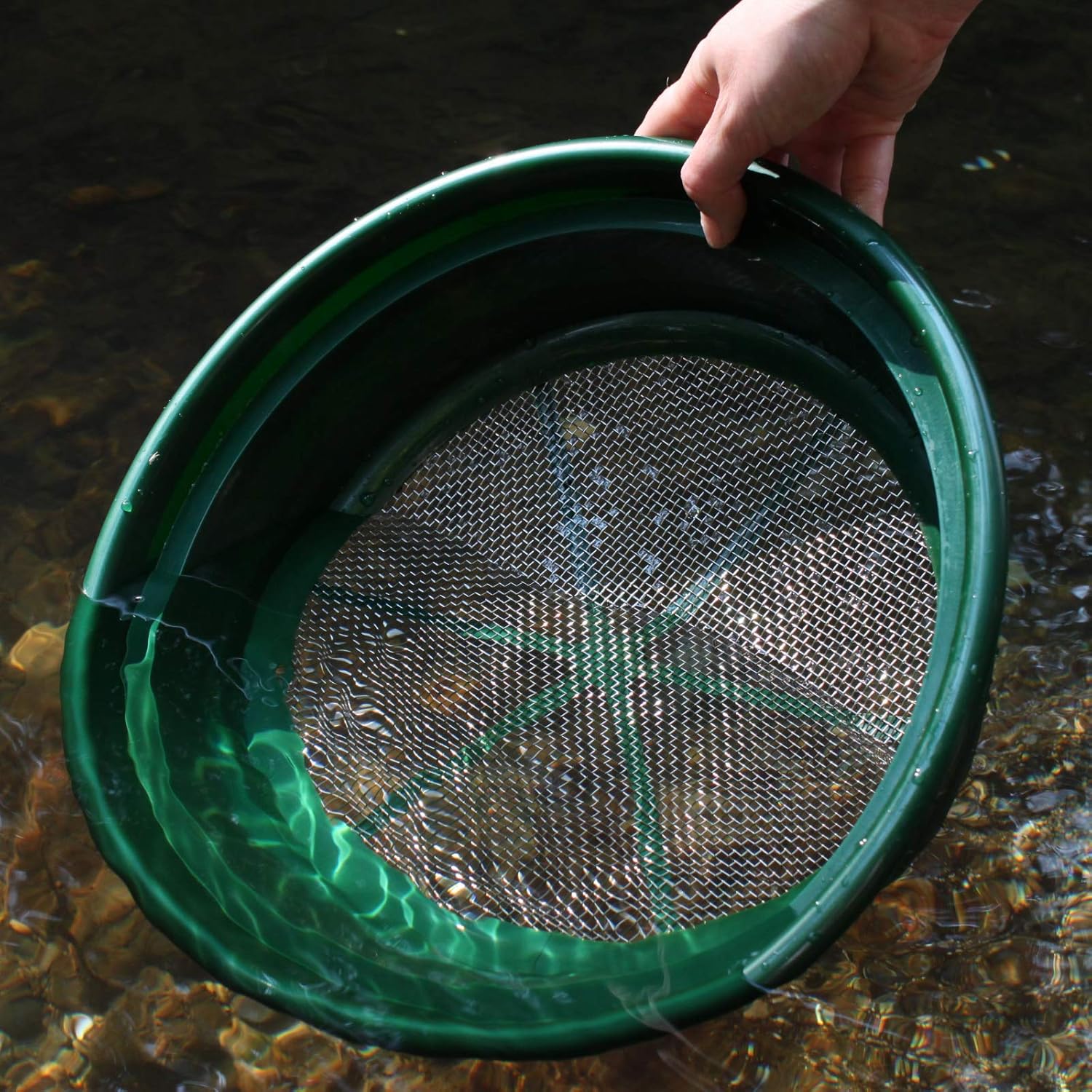 Gold Panning Kit with Classifier Screens and Dual Riffle Pans I92701
