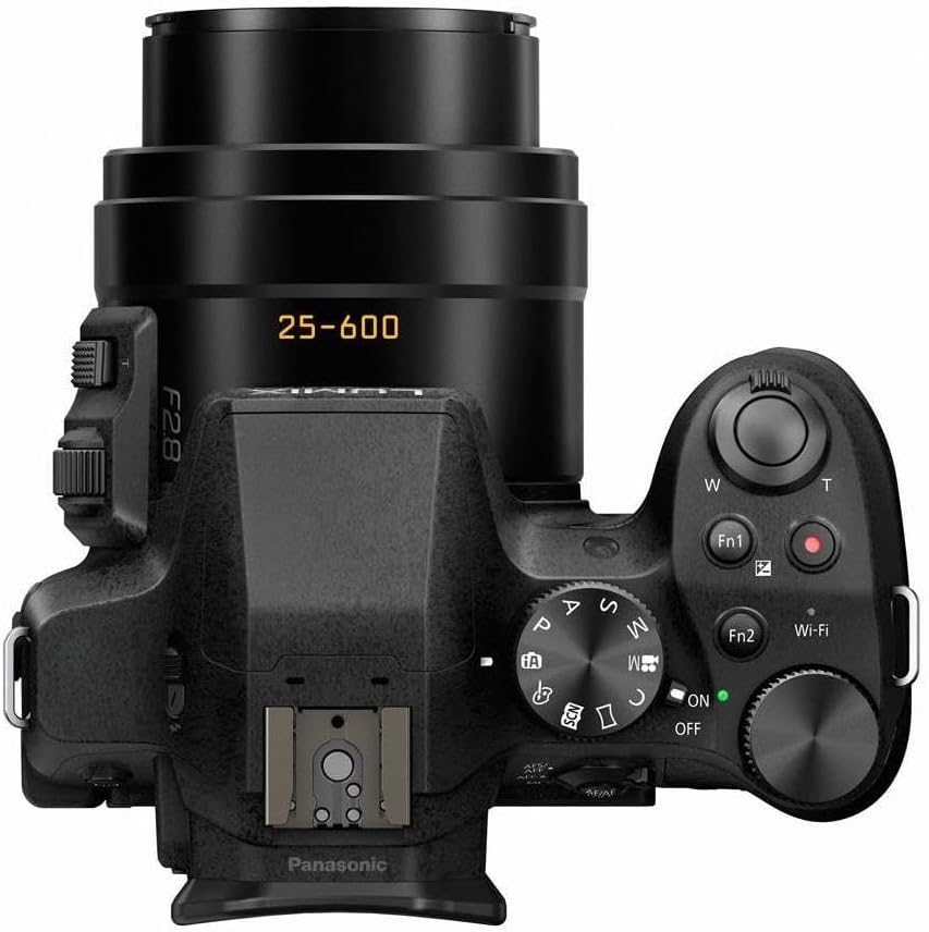 12.1 Megapixel 4K Digital Camera with 24x Zoom, Splash & Dustproof Body P114518